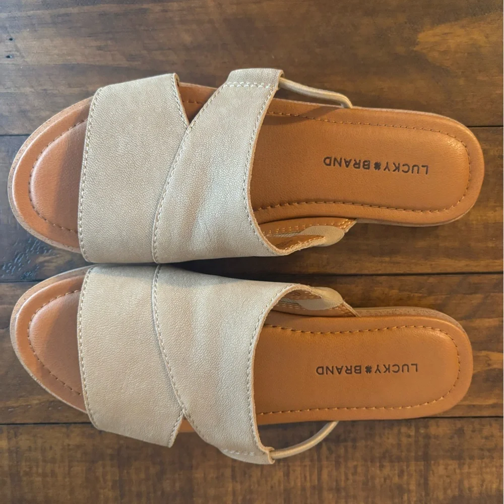 Lucky Brand Women's Tan Sandals - Picture 3 of 4